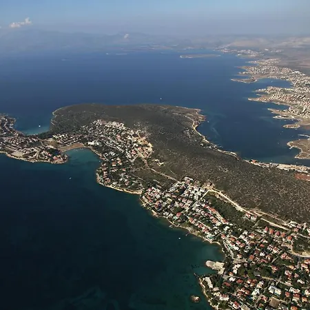Πανσιόν Larimar Boutique